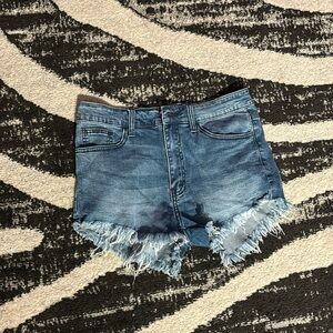 Fashion nova shorts never worn